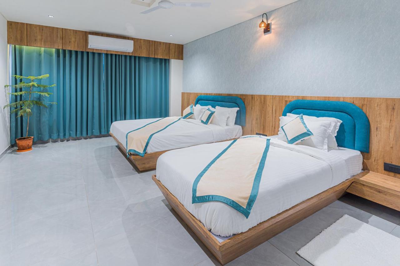 Hotel The Grand Heaven 甘地讷格尔 外观 照片